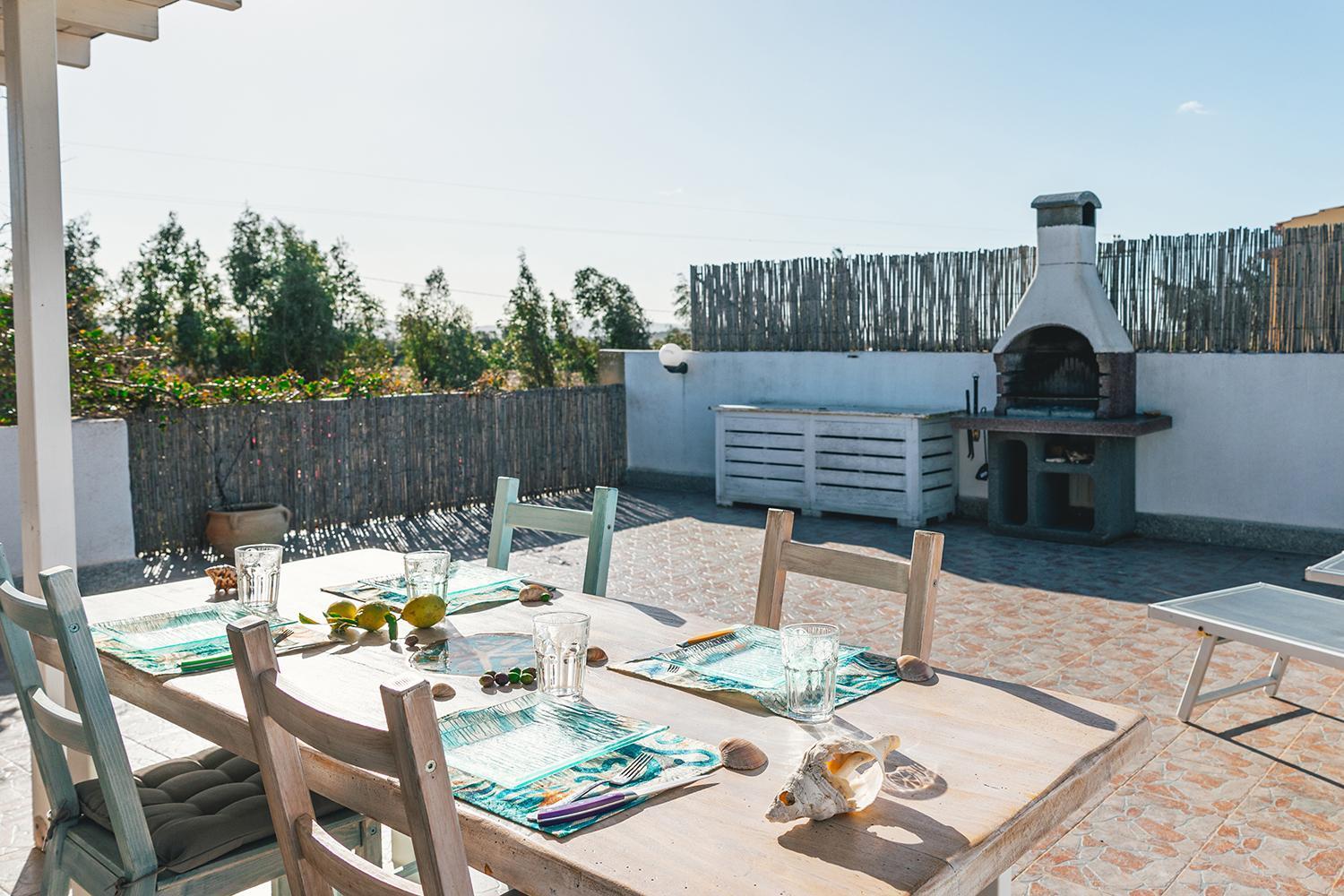 Case Vacanze Il Sogno Porto Pino Exterior photo